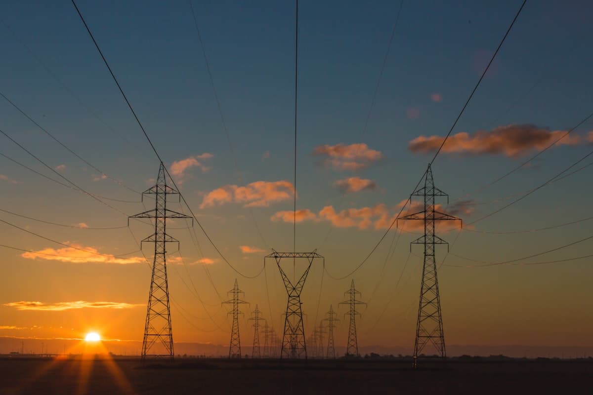 Bombilla eficiencia energética — certificado de eficiencia energética Cantabria